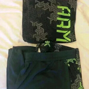 Under Armour workout set